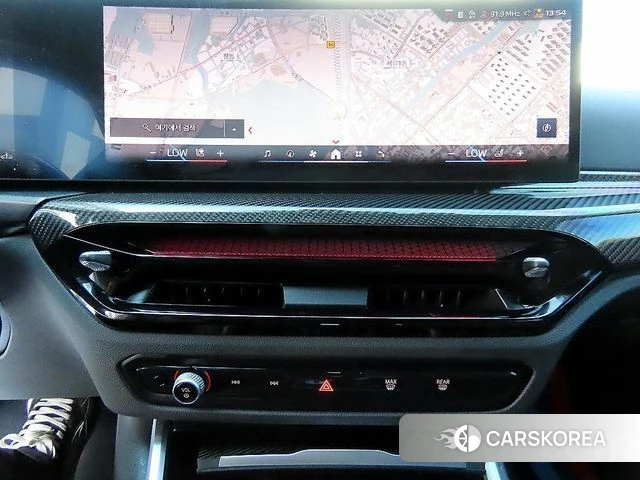 BMW 3 Series (G20) 2025 Белый из Кореи, фото 5