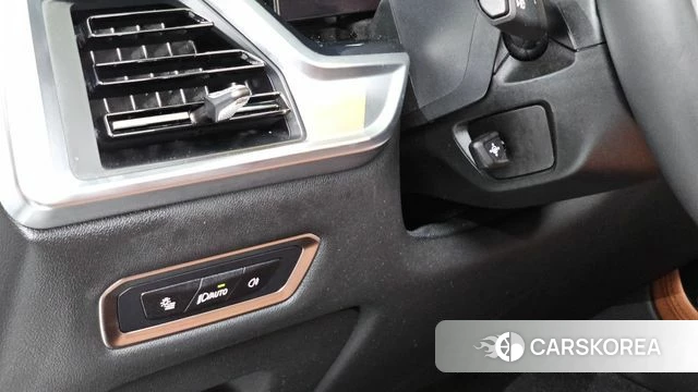BMW X7 (G07) 2024 Белый из Кореи, фото 5