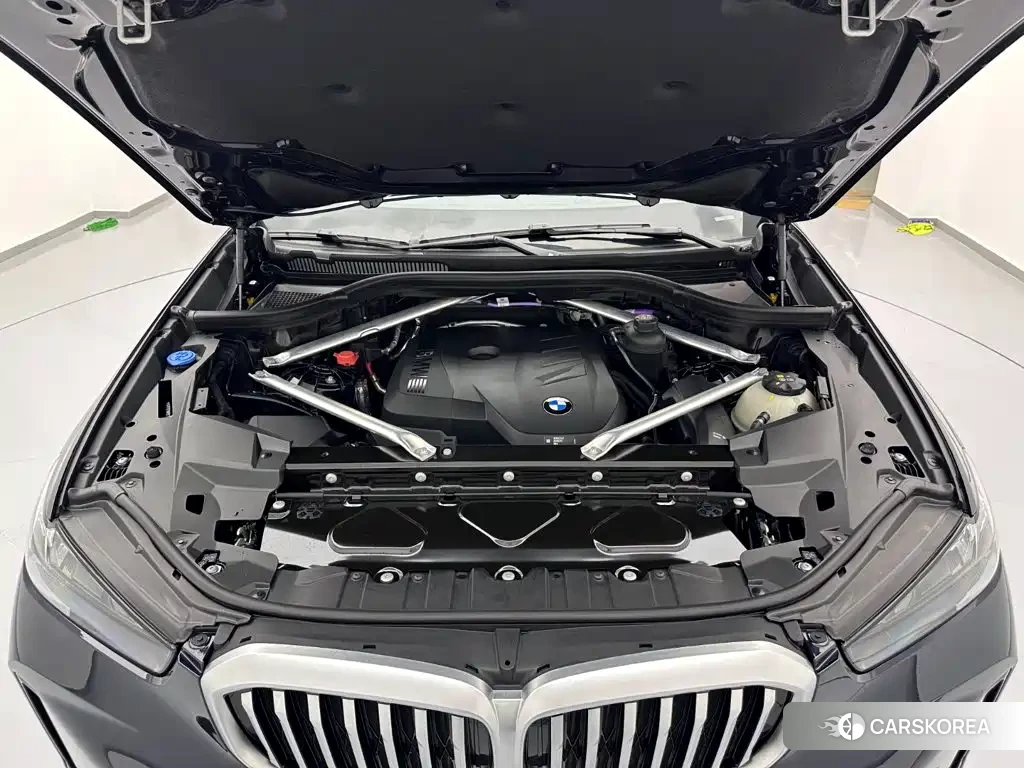 BMW X5 2023 Черный из Китая, фото 5