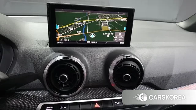 Audi Q2 2023 Белый из Кореи, фото 5