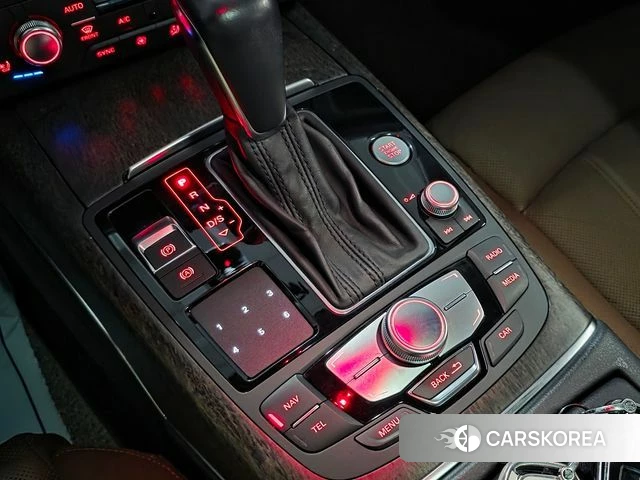 Audi New A6 2018 Светло-серебряный цвет из Кореи, фото 5