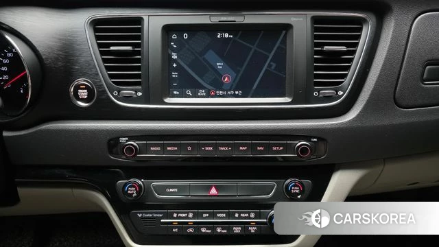Kia The New Carnival 2019 Белый из Кореи, фото 5