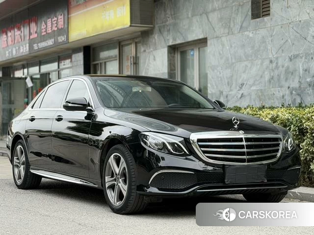 Mercedes-Benz E-class 2018 Черный из Китая, фото 5