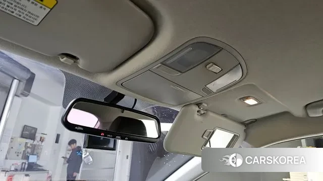 Kia Stonic 2018 Белый из Кореи, фото 5