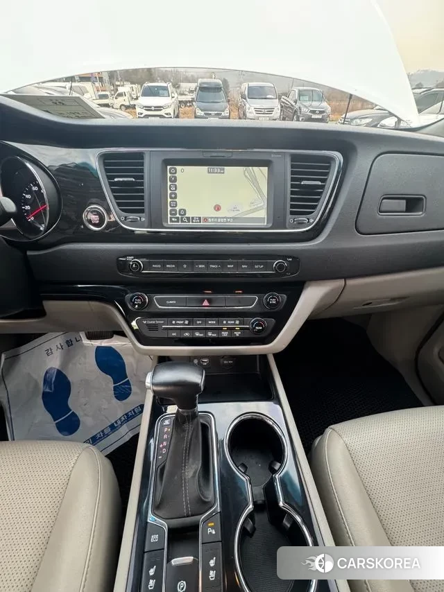 Kia The New Carnival 2019 Белый из Кореи, фото 5