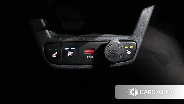 Kia The New Kia Ray EV 2024 Белый из Кореи, фото 5