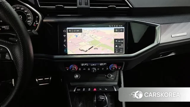 Audi Q3 (F3) 2022 Белый из Кореи, фото 5