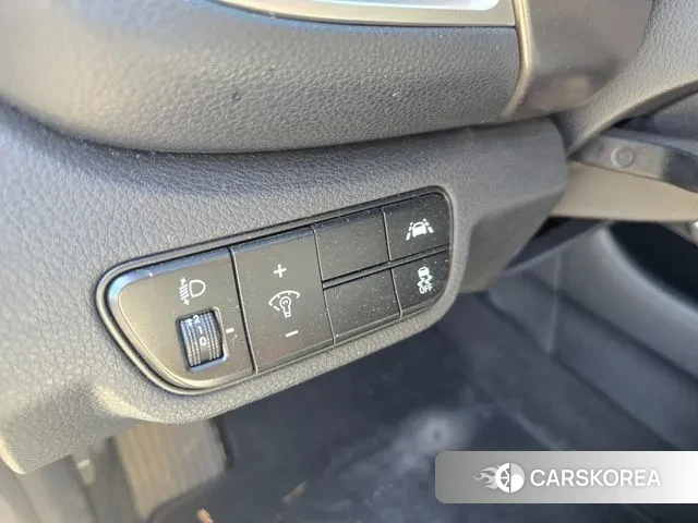 Kia Seltos 2020 Жемчужный цвет из Кореи, фото 5