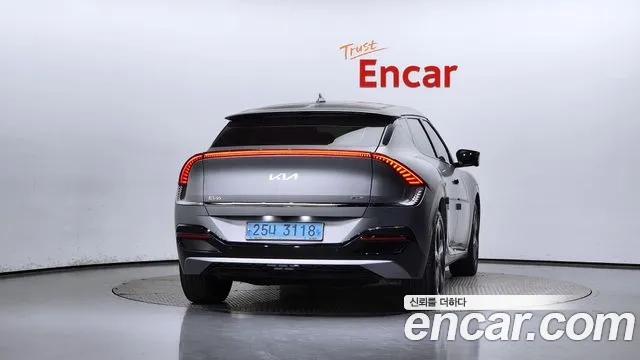 Kia EV6 2022 Серый из Кореи, фото 5