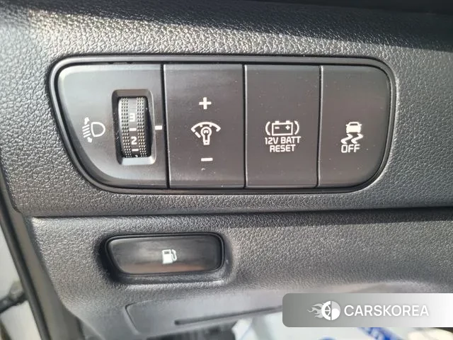 Kia Niro 2018 Серебряный из Кореи, фото 5