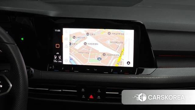 Volkswagen Golf 8th Generation 2024 Белый из Кореи, фото 5