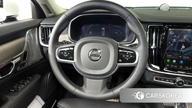 Volvo S90 2025 Белый из Кореи, фото 5