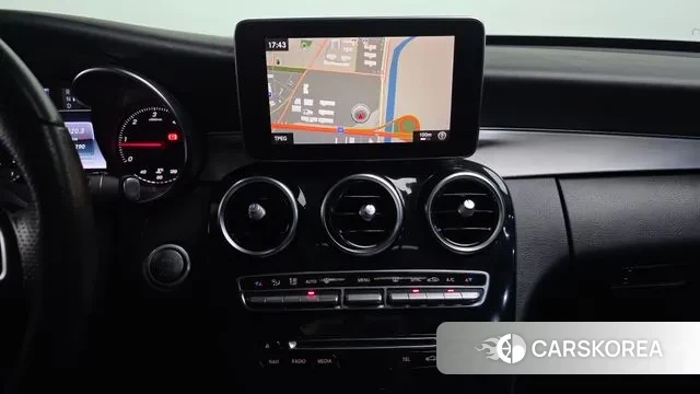 Mercedes-Benz C-Class W205 2018 Серый из Кореи, фото 5