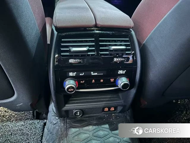 BMW 5 series 2023 Черный из Китая, фото 5