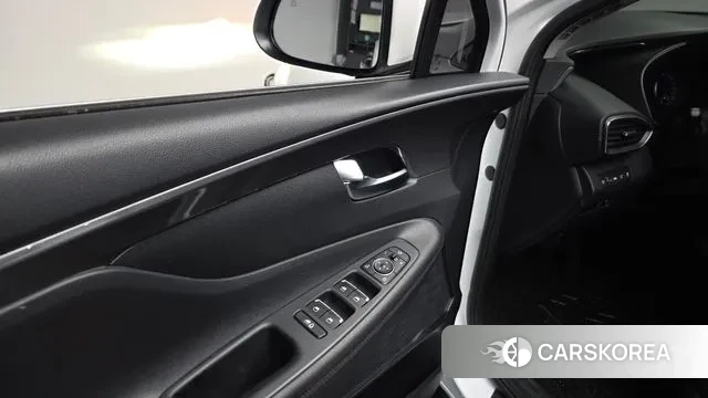 Hyundai The New Santa Fe 2021 Белый из Кореи, фото 5