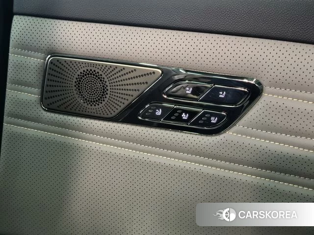 Geely Galaxy Galaxy Sparkle 8 PHEV 2025 Зеленый из Китая, фото 5