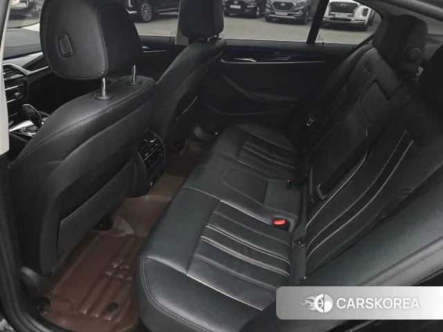 BMW 5 Series (G30) 2019 Черный из Кореи, фото 5