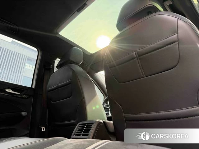 Volkswagen Golf 2022 Белый из Китая, фото 5