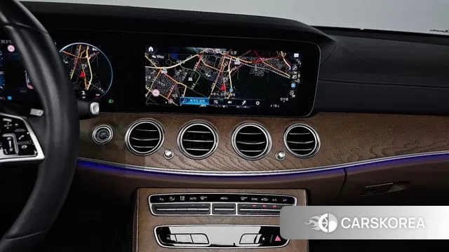 Mercedes-Benz E-Class W213 2021 Черный из Кореи, фото 5