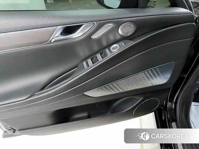 Genesis G80 (RG3) 2023 Черный из Кореи, фото 5