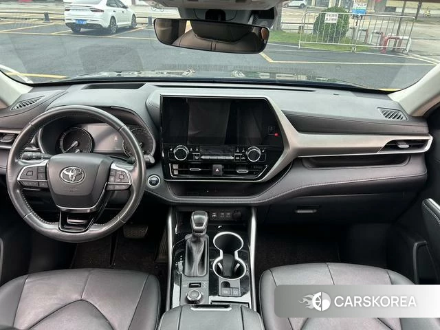 Toyota Highlander 2023 Черный из Китая, фото 5