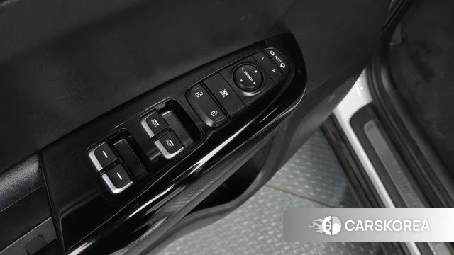 Kia Sportage The Bold 2018 Белый из Кореи, фото 5