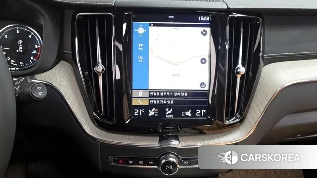 Volvo XC60 second Generation 2019 Белый из Кореи, фото 5