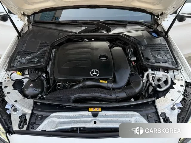 Mercedes-Benz C-Class W205 2021 Белый из Кореи, фото 5