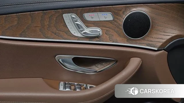 Mercedes-Benz E-Class W213 2021 Белый из Кореи, фото 5