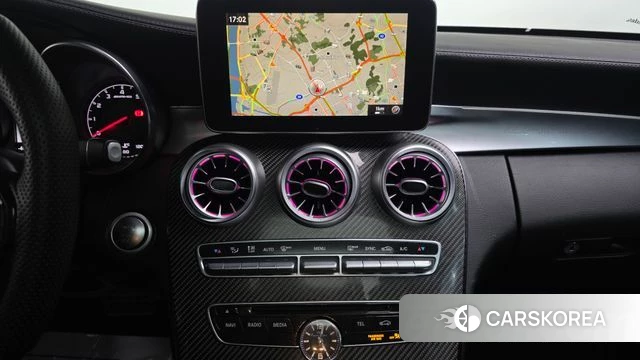 Mercedes-Benz C-Class W205 2018 Белый из Кореи, фото 5