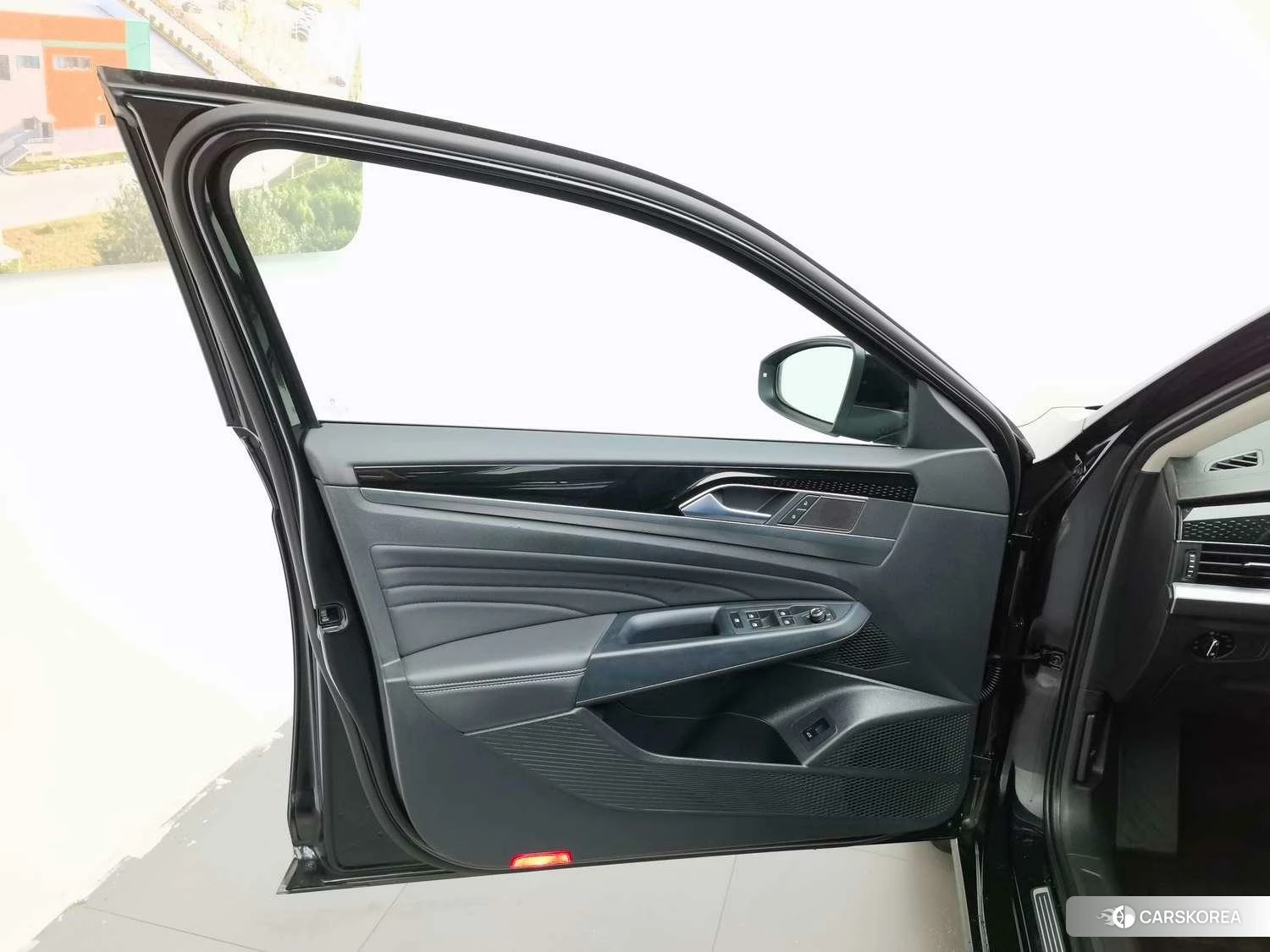 Volkswagen Passat 2022 Черный из Китая, фото 5