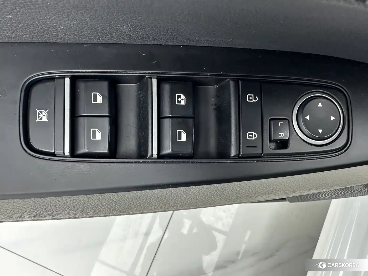 Kia K3 2023 Белый из Китая, фото 5
