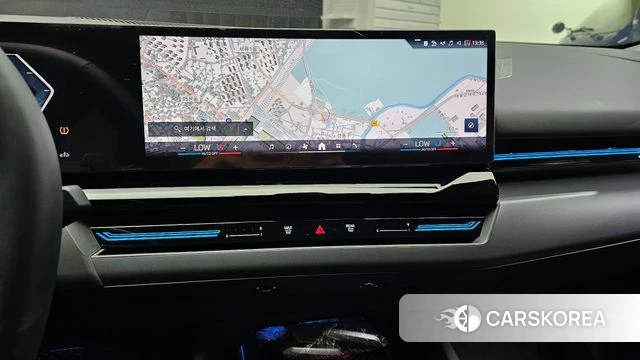 BMW 5 Series (G60) 2024 Черный из Кореи, фото 5