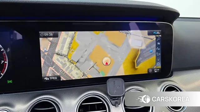 Mercedes-Benz E-Class W213 2020 Серебряный из Кореи, фото 5