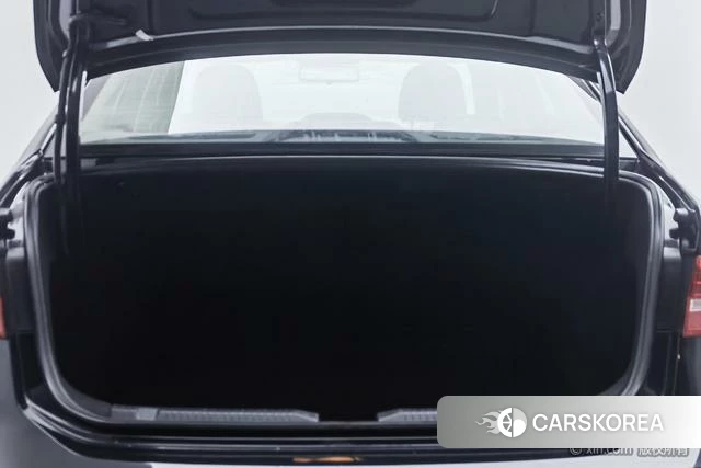 Volkswagen Lavida 2021 Черный из Китая, фото 5