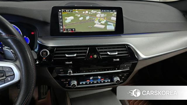 BMW 5 Series (G30) 2019 Черный из Кореи, фото 5