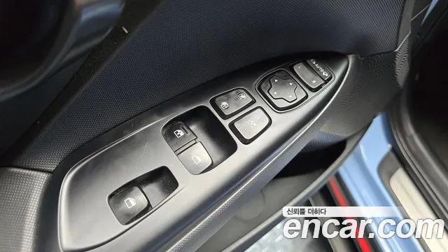 Hyundai Veloster (JS) 2020 Светло-серебряный цвет из Кореи, фото 5