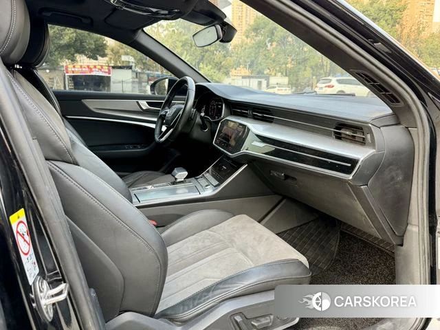 Audi A6L 2022 Черный из Китая, фото 5