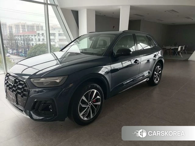 Audi Q5L 2025 Синий из Китая, фото 5
