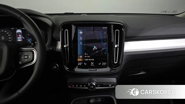 Volvo XC40 2021 Белый из Кореи, фото 5