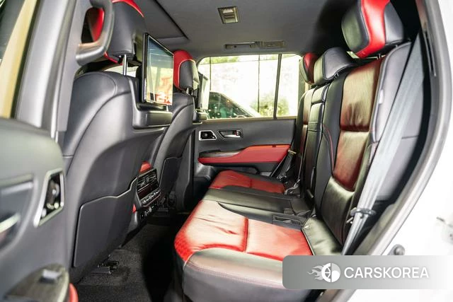 Toyota Land Cruiser (imported) 2024 Белый из Китая, фото 5