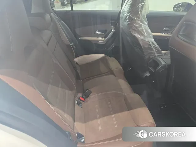 Mercedes-Benz A-Class W177 2025 Белый из Кореи, фото 5