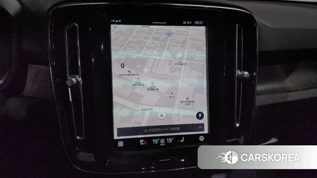 Volvo C40 Richards 2022 Светло-серебряный цвет из Кореи, фото 5