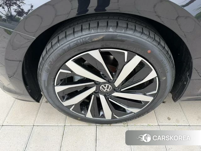 Volkswagen Passat 2023 Черный из Китая, фото 5