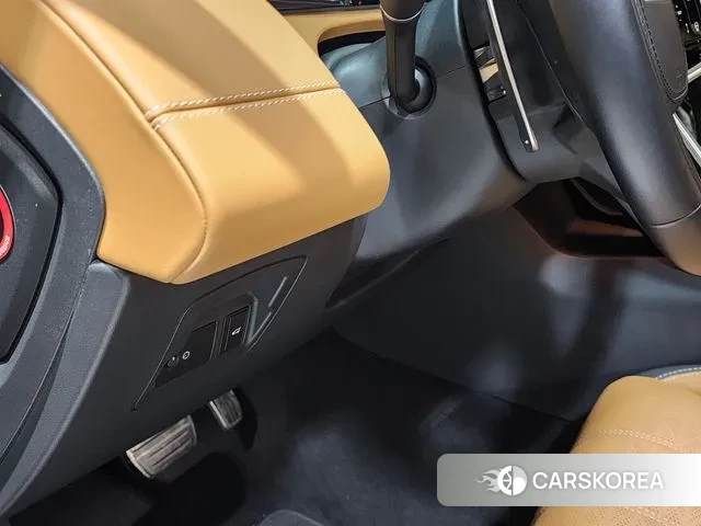 Land Rover Range Rover Velar 2022 Серебристо-серый из Кореи, фото 5