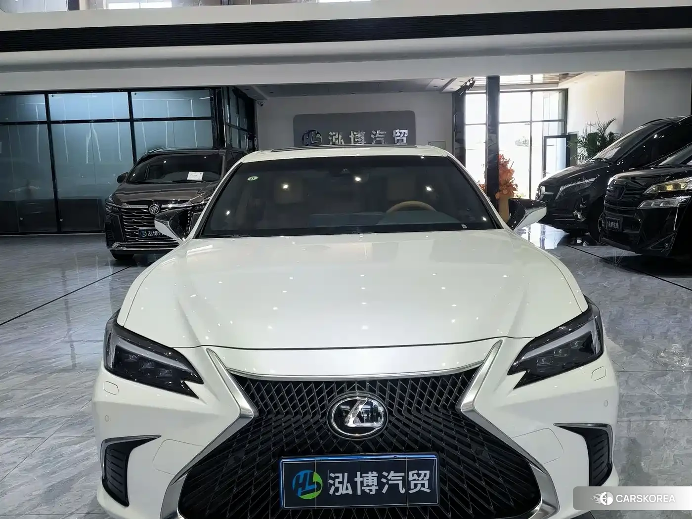 Lexus ES 2025 Белый из Китая, фото 5