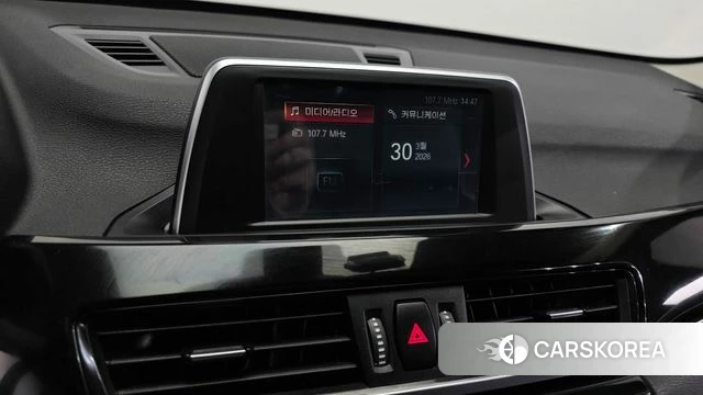 BMW X1 (F48) 2018 Белый из Кореи, фото 5