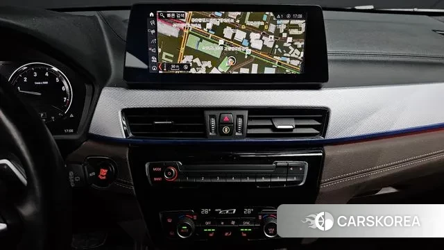 BMW X2 (F39) 2023 Белый из Кореи, фото 5