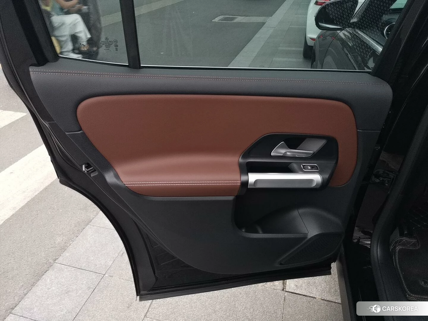 Mercedes-Benz GLB 2024 Черный из Китая, фото 5