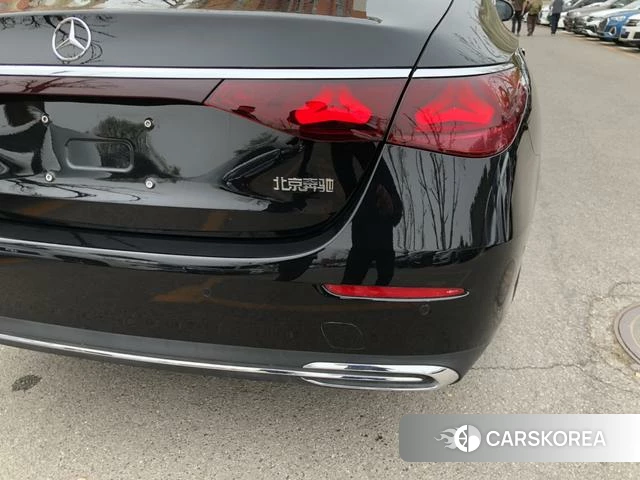 Mercedes-Benz E-class 2024 Черный из Китая, фото 5